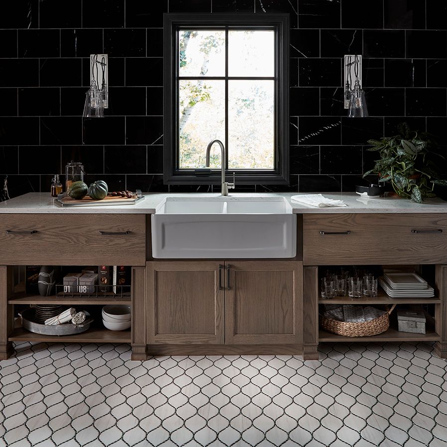 Field Tile 8" x 12" 8" x 12" Nero Marquina Straight Shot