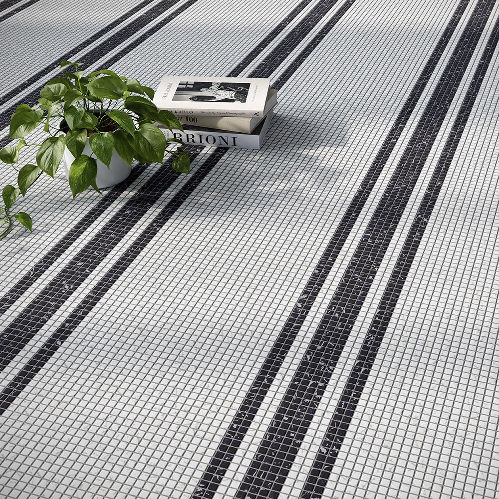 Byline Mosaic 11.5" x 11.5" Marbled White/Black Straight Shot